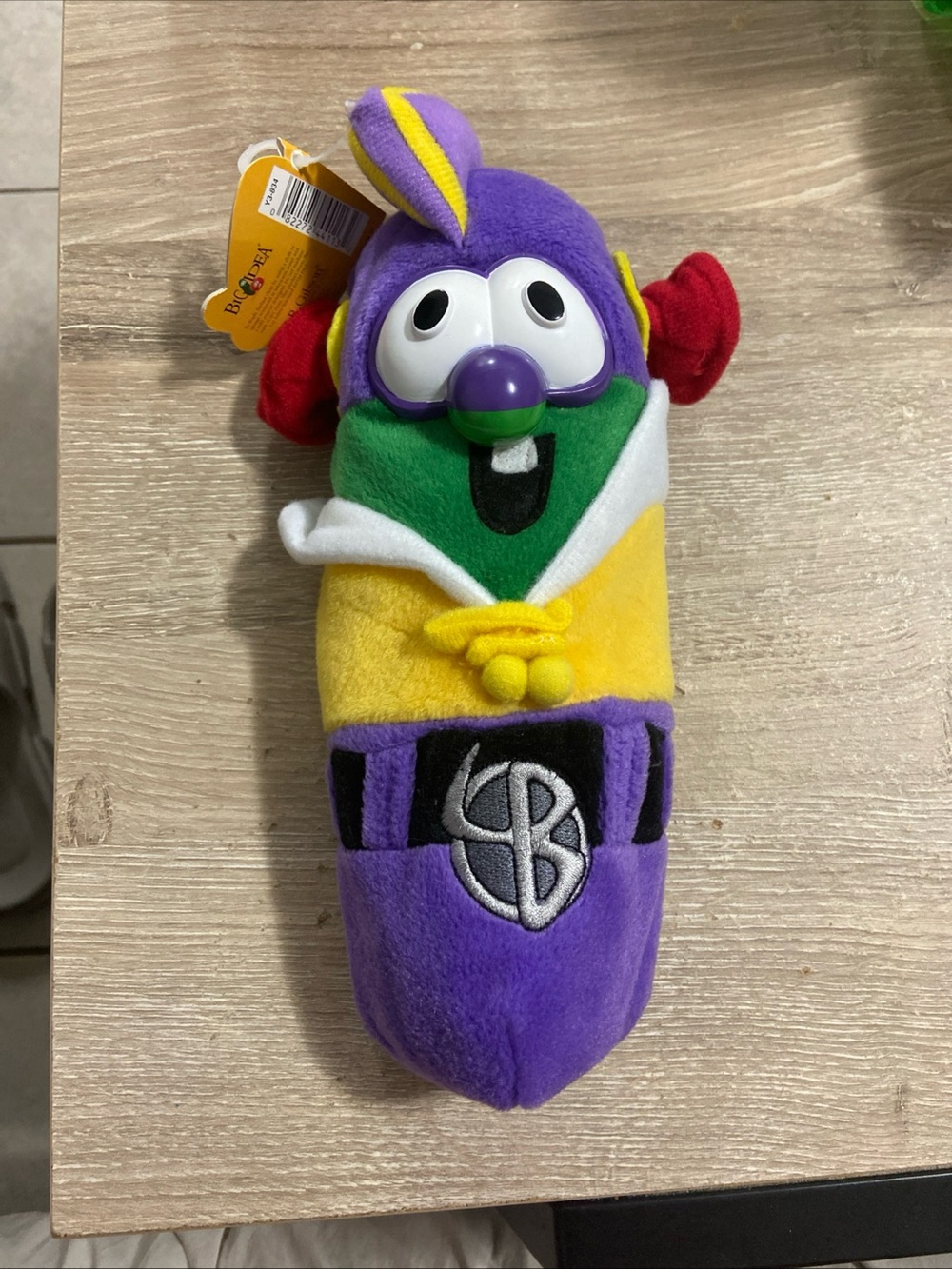 VTG CR Gibson Larry Boy Cucumber Beanie Plush Veggie Tales Stuffed Toy 9” NWT